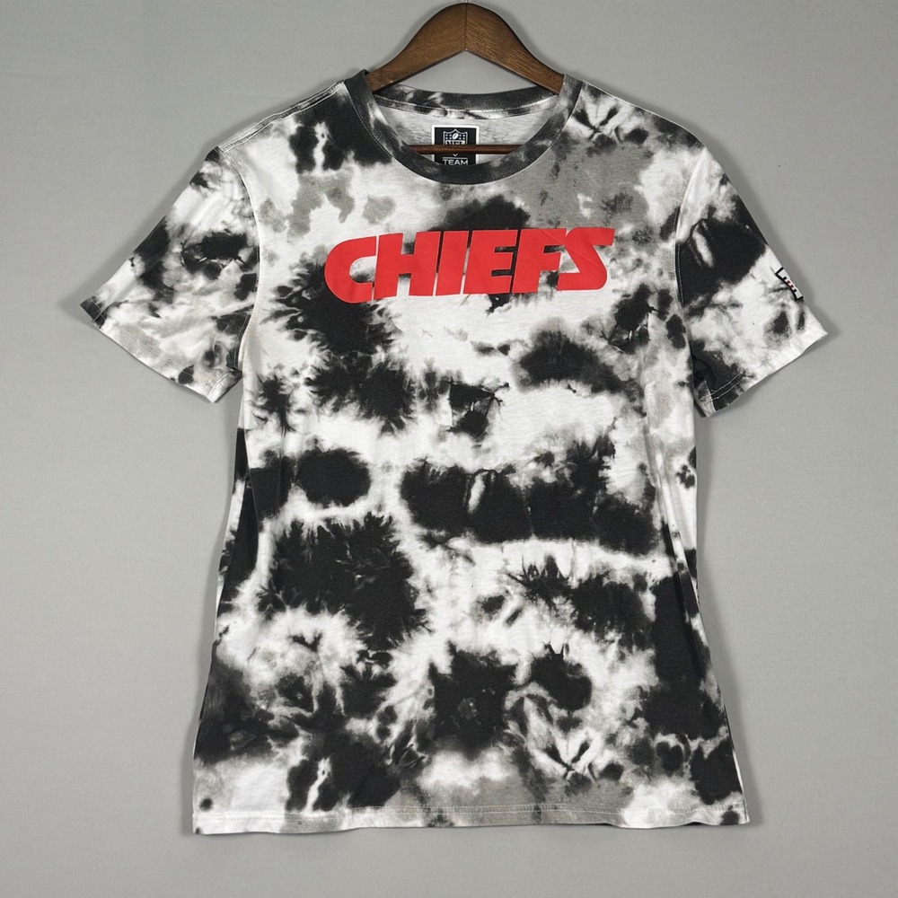 NFL Team Apparel Kansas City Chiefs T-Shirt Mens Medium Tie Dye NWOT Red Logo